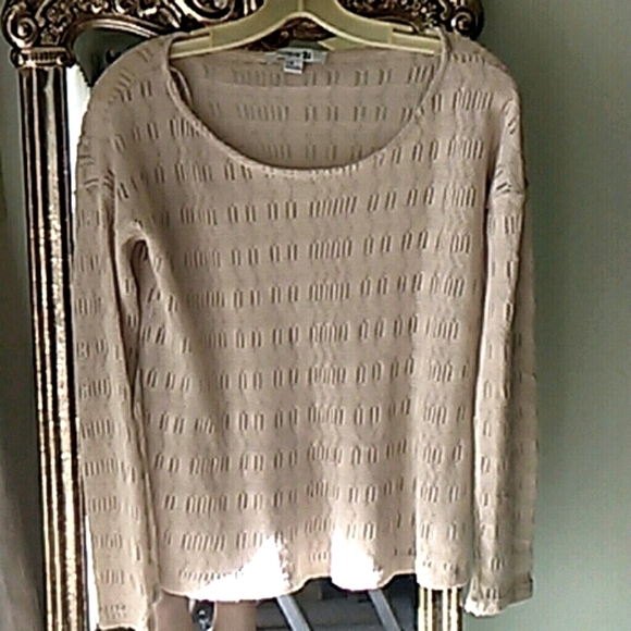 Forever 21 Sweaters - Lightweight sweater.